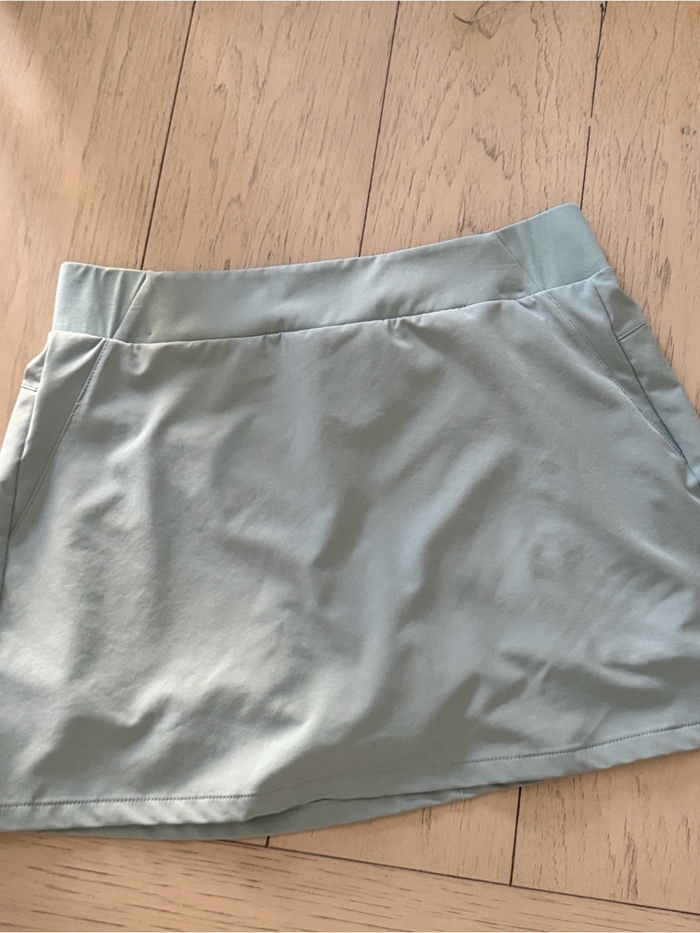Yogalicious: Sea Foam / Light Sage  Athletic Skort with Pockets